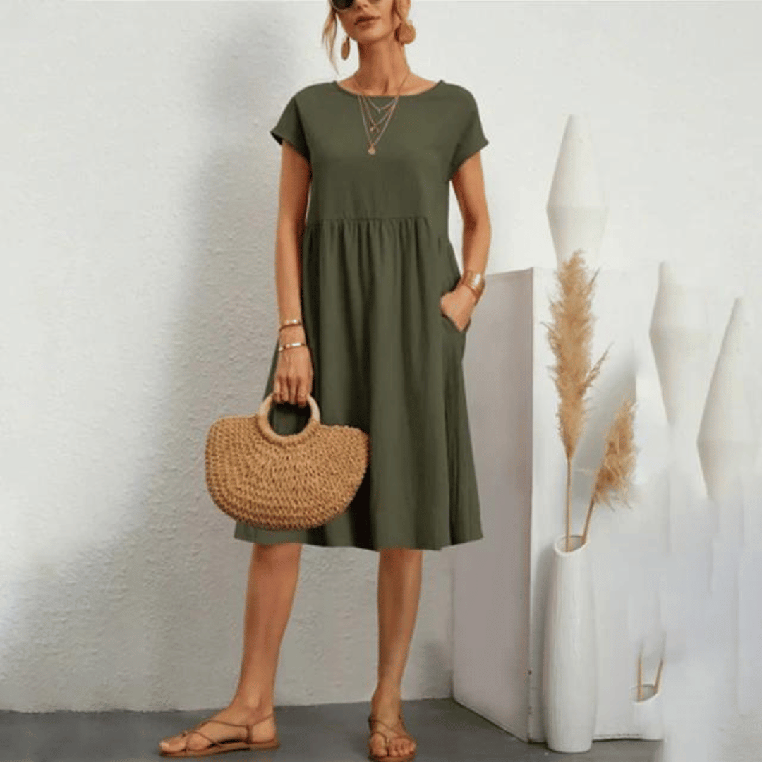 NINA | Refined dress with handmade round neckline