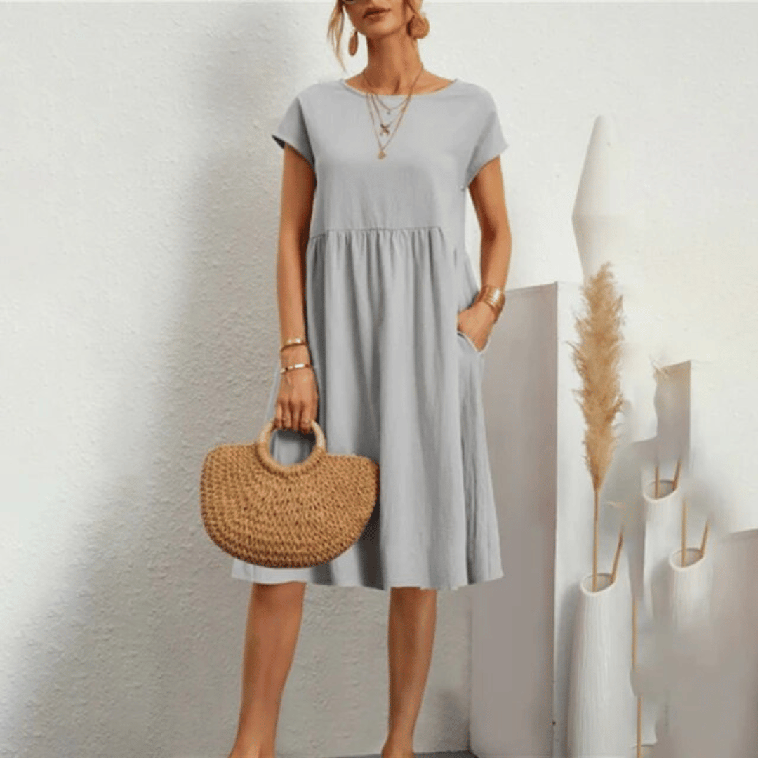 NINA | Refined dress with handmade round neckline