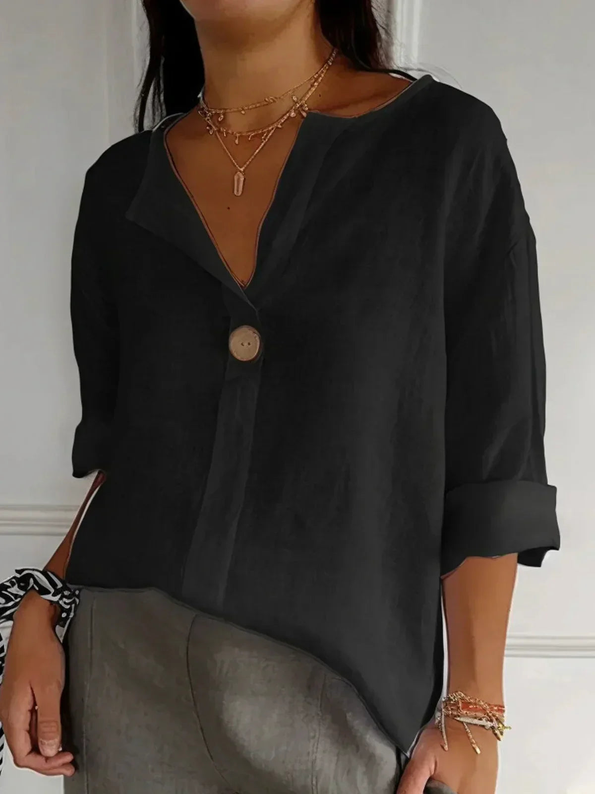 Jessa™ - Effortlessly Chic V-Neck Blouse